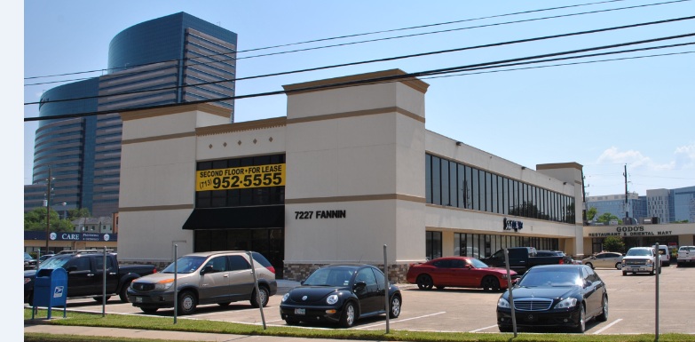 7227 Fannin St, Houston, TX for lease - Building Photo - Image 2 of 3