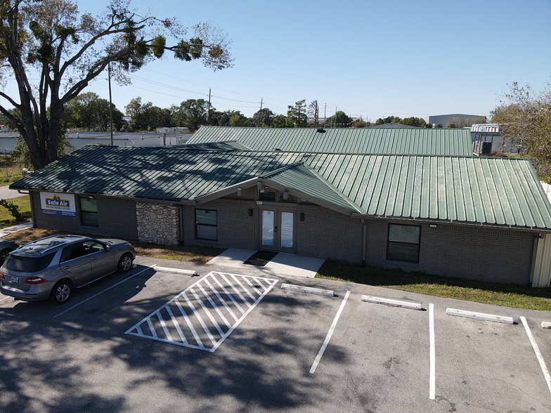 13010 Emmett Rd, Houston, TX for sale - Building Photo - Image 1 of 54