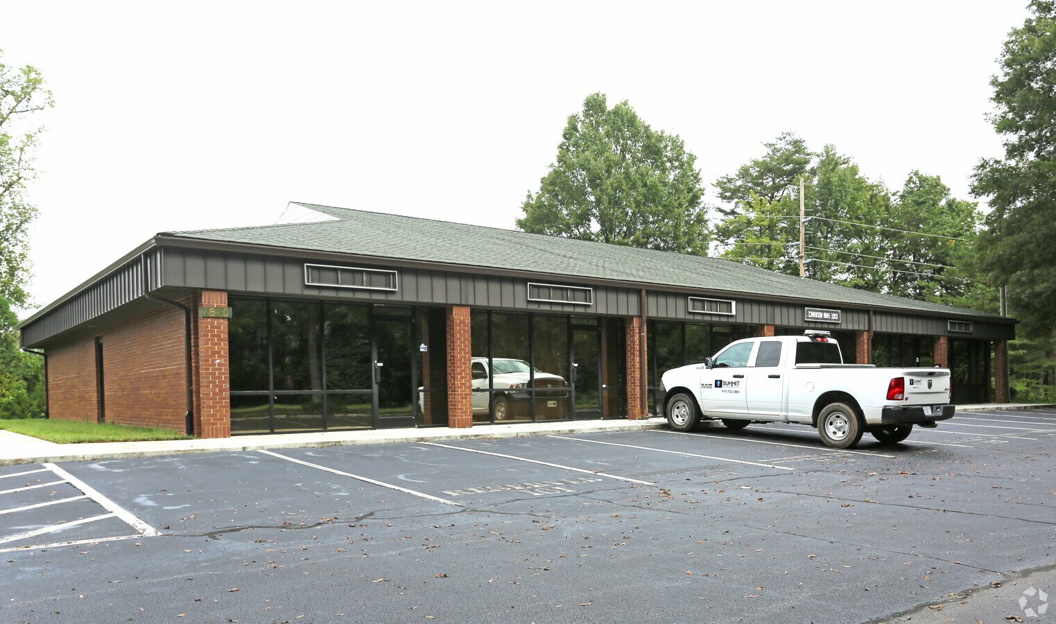 1620 Eastchester Dr, High Point, NC 27265