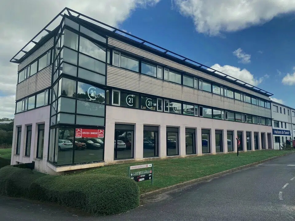 Office in Quimper for lease Building Photo- Image 1 of 11