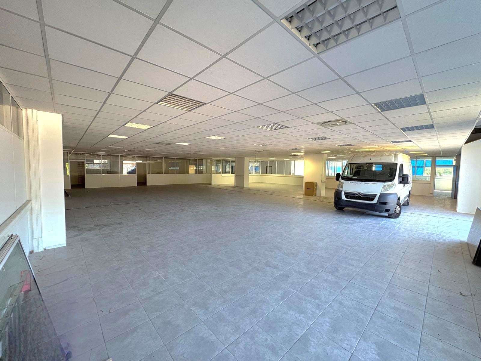 Boulevard de Plombières, Marseille for lease Interior Photo- Image 1 of 2