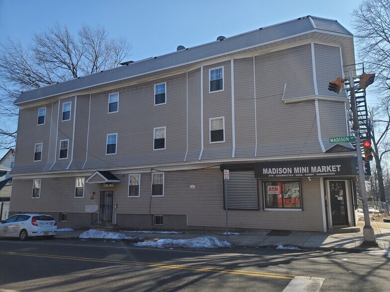 834 S 14th St, Newark, NJ for sale - Building Photo - Image 1 of 1