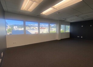 6565 W Sunset Blvd, Hollywood, CA for lease Interior Photo- Image 2 of 6