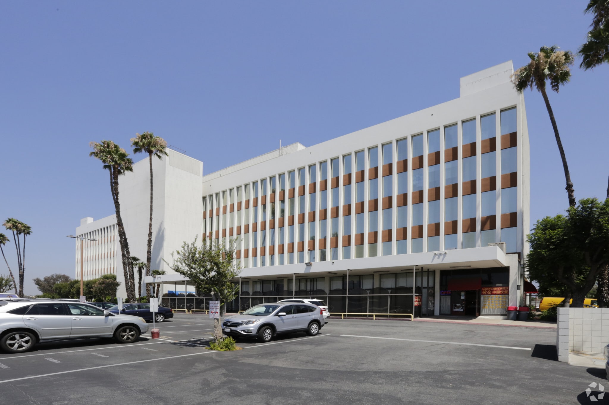 9550 Flair Dr, El Monte, CA 91731 Asian American Center