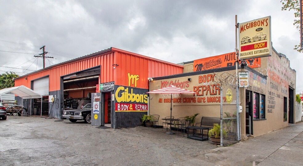 5243-5251 York Blvd, Los Angeles, CA for lease - Building Photo - Image 2 of 14