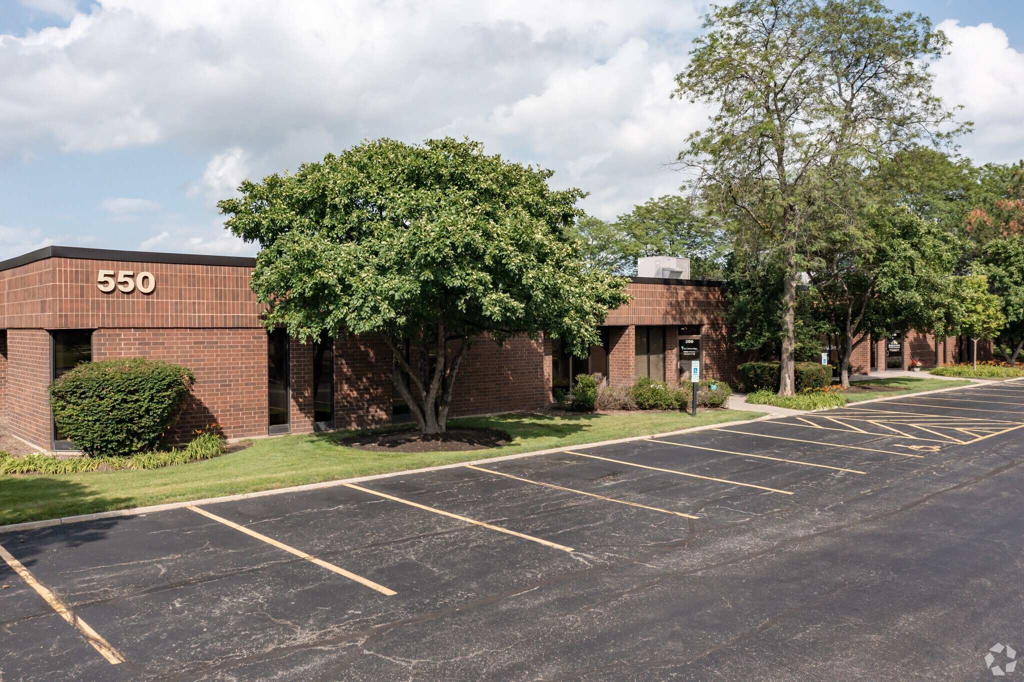 550 E Devon Ave, Itasca, IL for sale Primary Photo- Image 1 of 1