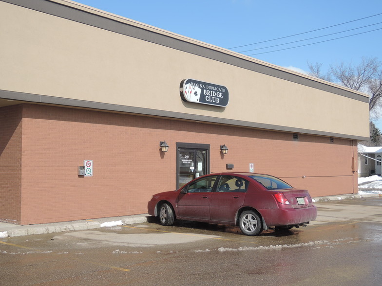 303-350 Albert St, Regina, SK for lease - Building Photo - Image 3 of 4