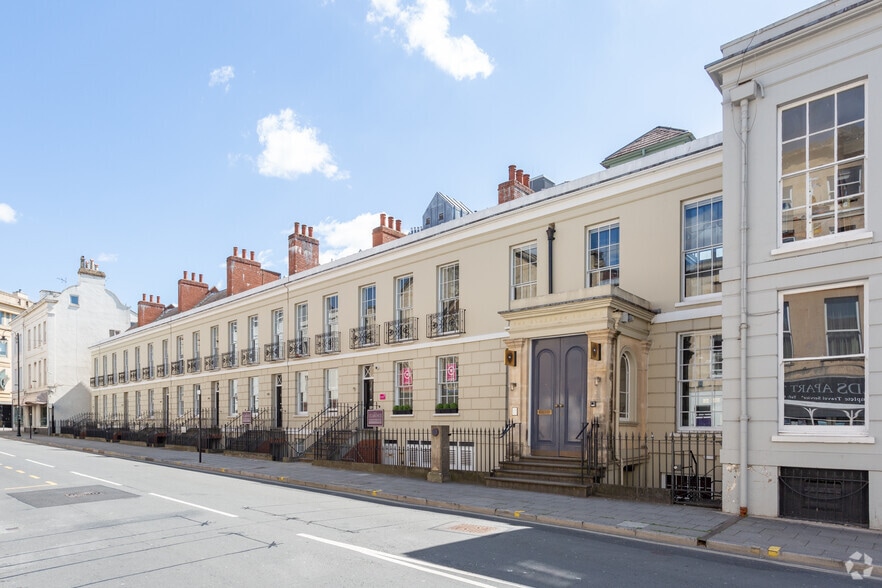 1-6 Clarence Para, Cheltenham for sale - Primary Photo - Image 1 of 2