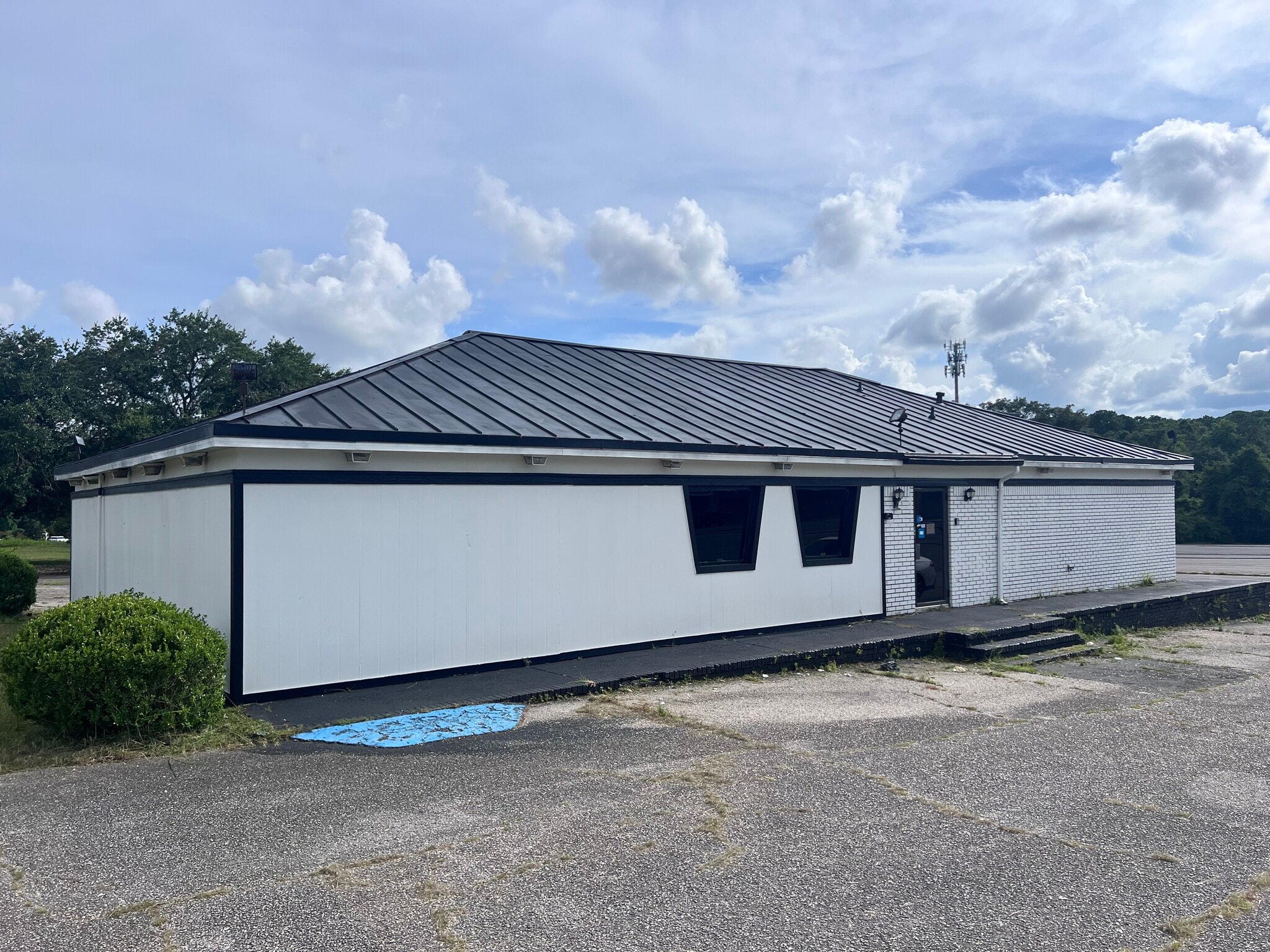 3450 Demetropolis Rd, Mobile, AL for sale Building Photo- Image 1 of 36