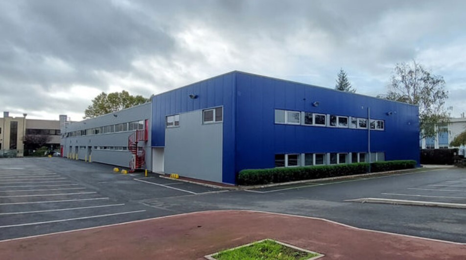 Rue Marcel Paul, Bezons for lease - Primary Photo - Image 1 of 1