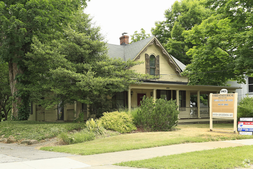 38021 Euclid Ave, Willoughby, OH for sale - Primary Photo - Image 1 of 1