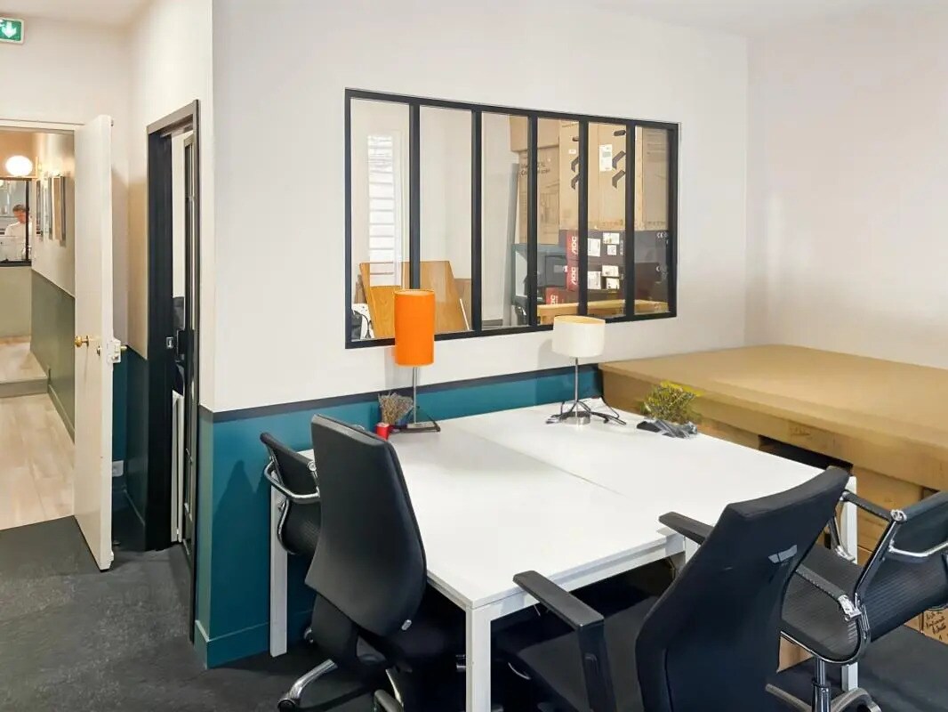 Office in Paris for lease Building Photo- Image 1 of 7