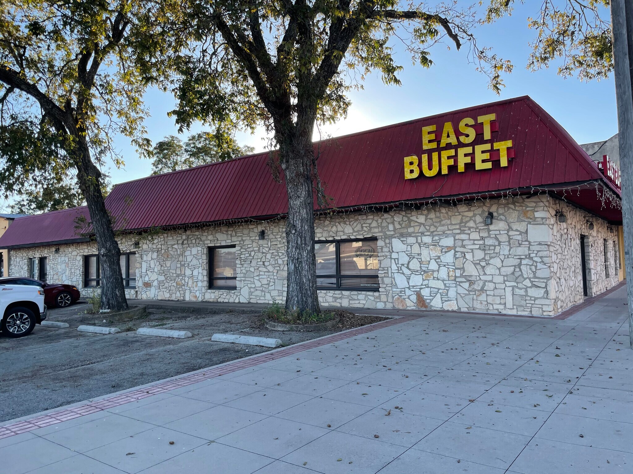 103-105 W Center St, Kyle, TX for sale Building Photo- Image 1 of 1