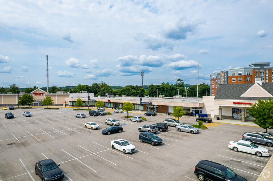 230 E Main St, Newark, DE for lease - Building Photo - Image 3 of 24