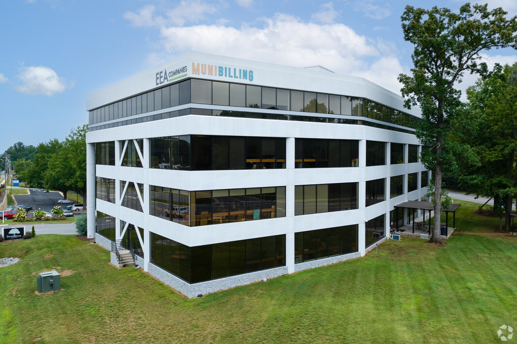 3300 Battleground Ave, Greensboro, NC 27410 Stonebrook of Greensboro