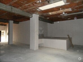 Retail in Cuenca, Cuenca for lease Interior Photo- Image 1 of 11