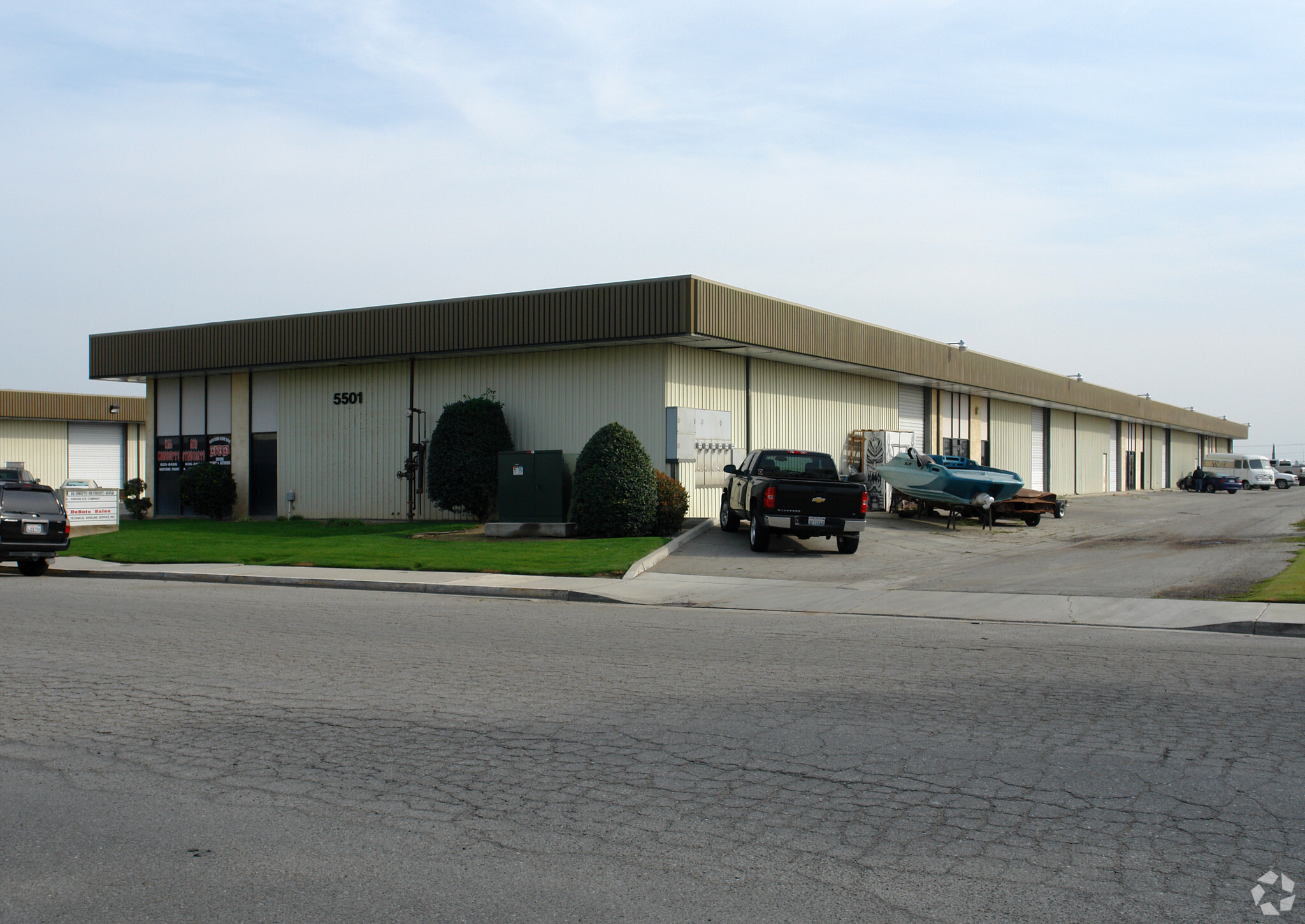 5501 Aldrin Ct, Bakersfield, CA for lease Primary Photo- Image 1 of 5