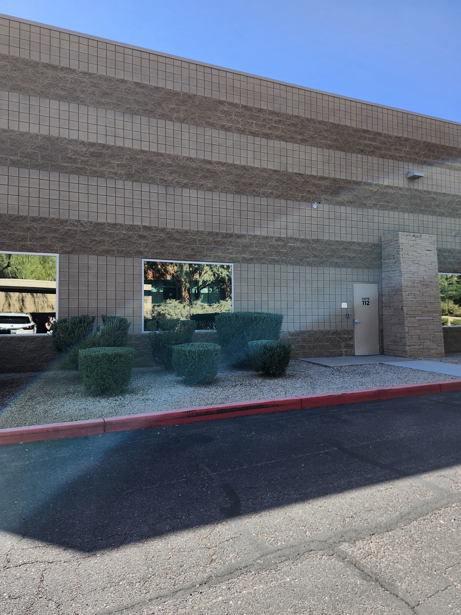 8388 E Hartford Dr, Scottsdale, AZ for lease Building Photo- Image 1 of 7