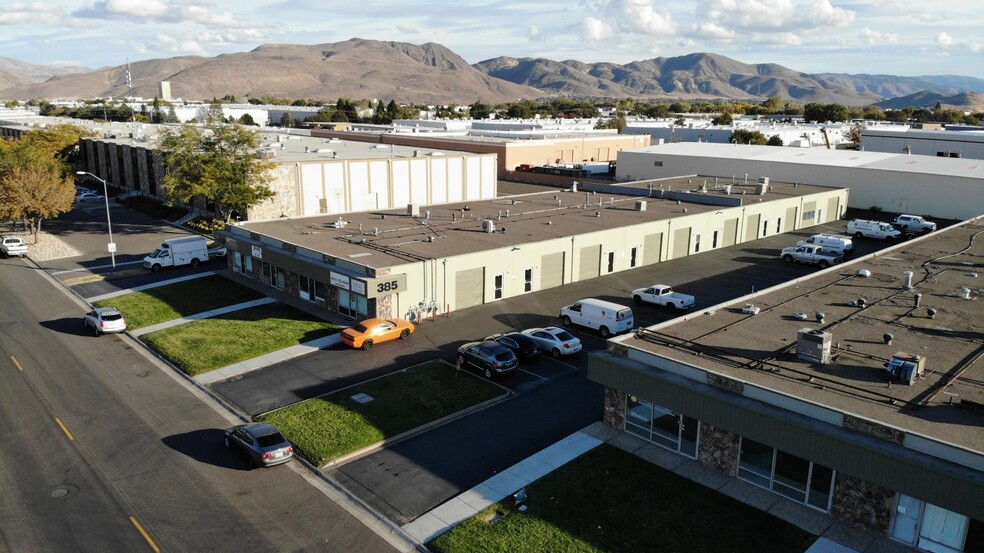 385 Freeport Blvd, Sparks, NV for lease - Building Photo - Image 2 of 38