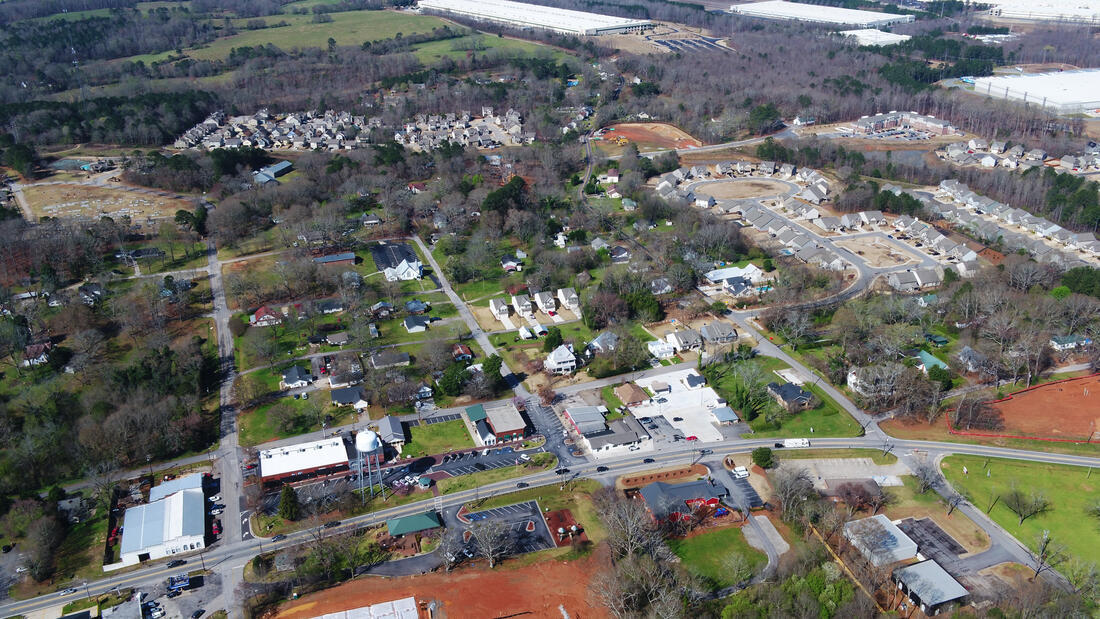 8422 Pendergrass Rd, Hoschton, GA 30548 12+ acres for development