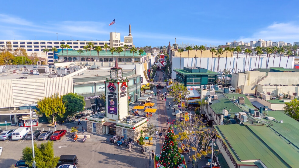 6333 W 3rd St, Los Angeles, CA for lease - Building Photo - Image 3 of 11