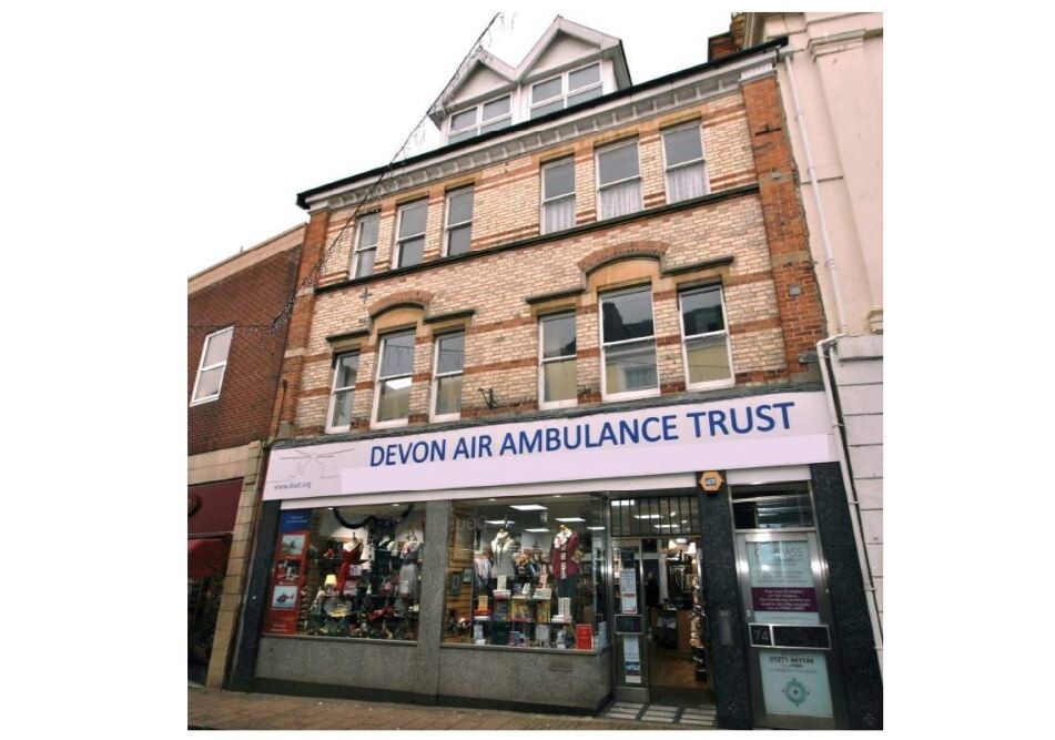 73-74 Boutport St, Barnstaple for sale Primary Photo- Image 1 of 1