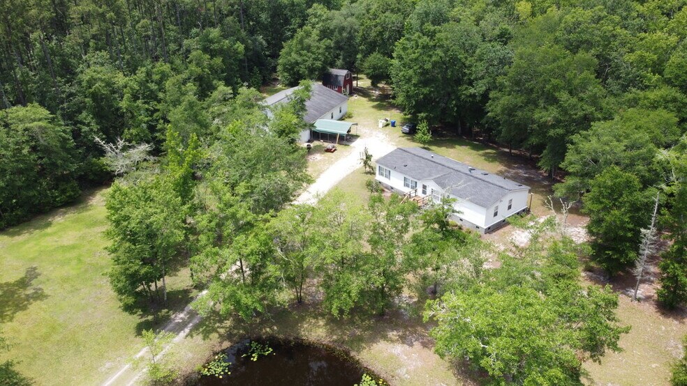 7425 Parkers Ferry Rd, Adams Run, SC 29426