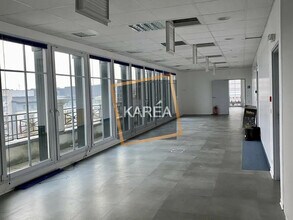 Office in Chessy for lease Interior Photo- Image 2 of 4