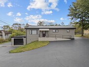 576 Pittsburgh Rd, Butler PA - Parking Garage