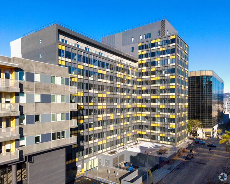 3350 Wilshire Blvd, Los Angeles, CA for lease - Building Photo - Image 3 of 14