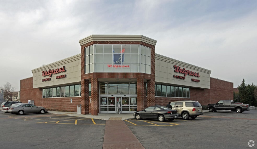 5501 Wesleyan Dr, Virginia Beach, VA 23455