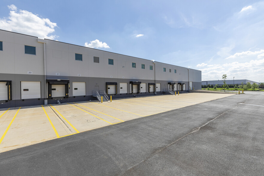 3100 Alburtis Rd, Macungie, PA for lease - Building Photo - Image 3 of 4