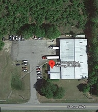495 Fortune Blvd, Midway, FL - AERIAL  map view