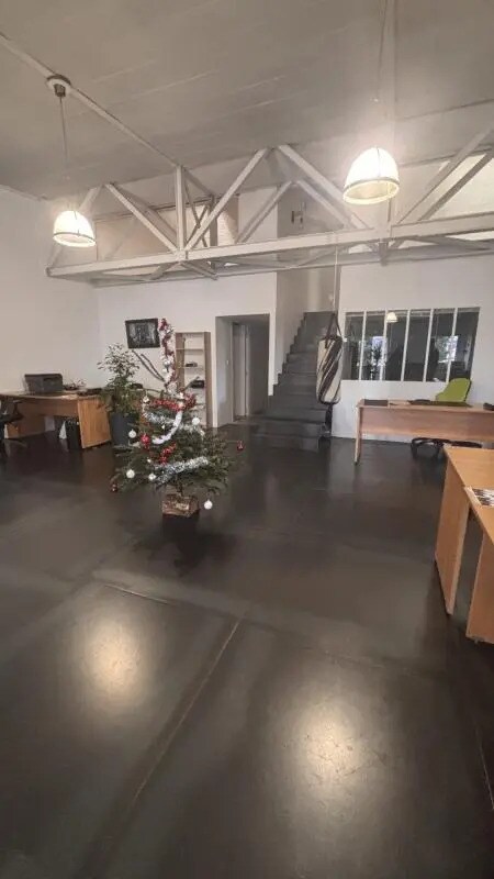 Office in Vannes for sale Building Photo- Image 1 of 10