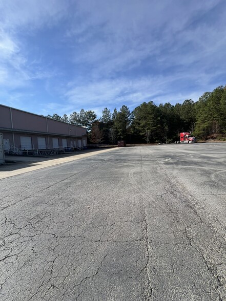 4907 Golden Pky, Buford, GA for lease - Building Photo - Image 3 of 31