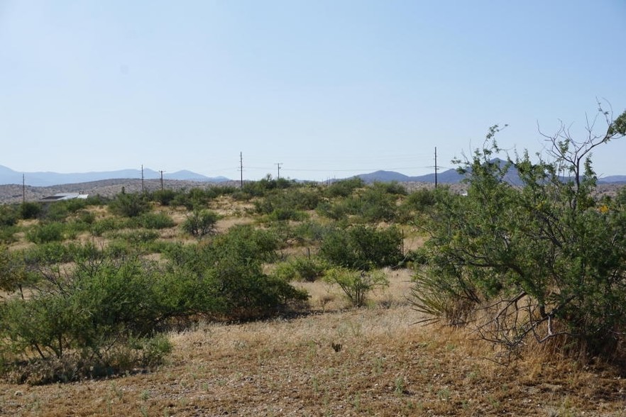 18801 E Copper Star Rd, Mayer, AZ for sale - Building Photo - Image 1 of 1