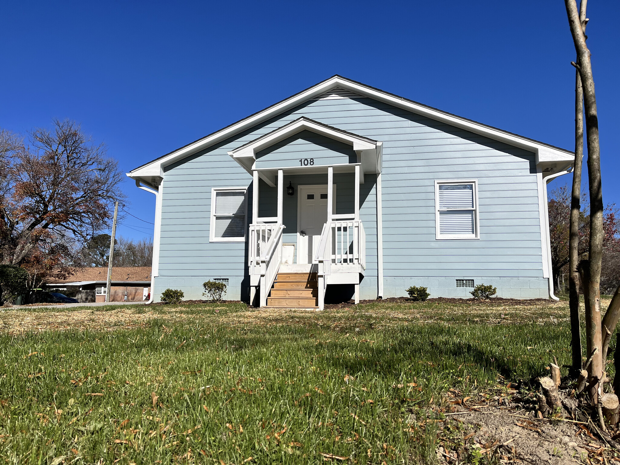 108 Justice Heights St, Apex, NC for lease Building Photo- Image 1 of 25