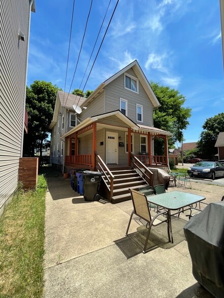 2151 Professor Ave, Cleveland, OH for sale - Building Photo - Image 2 of 20