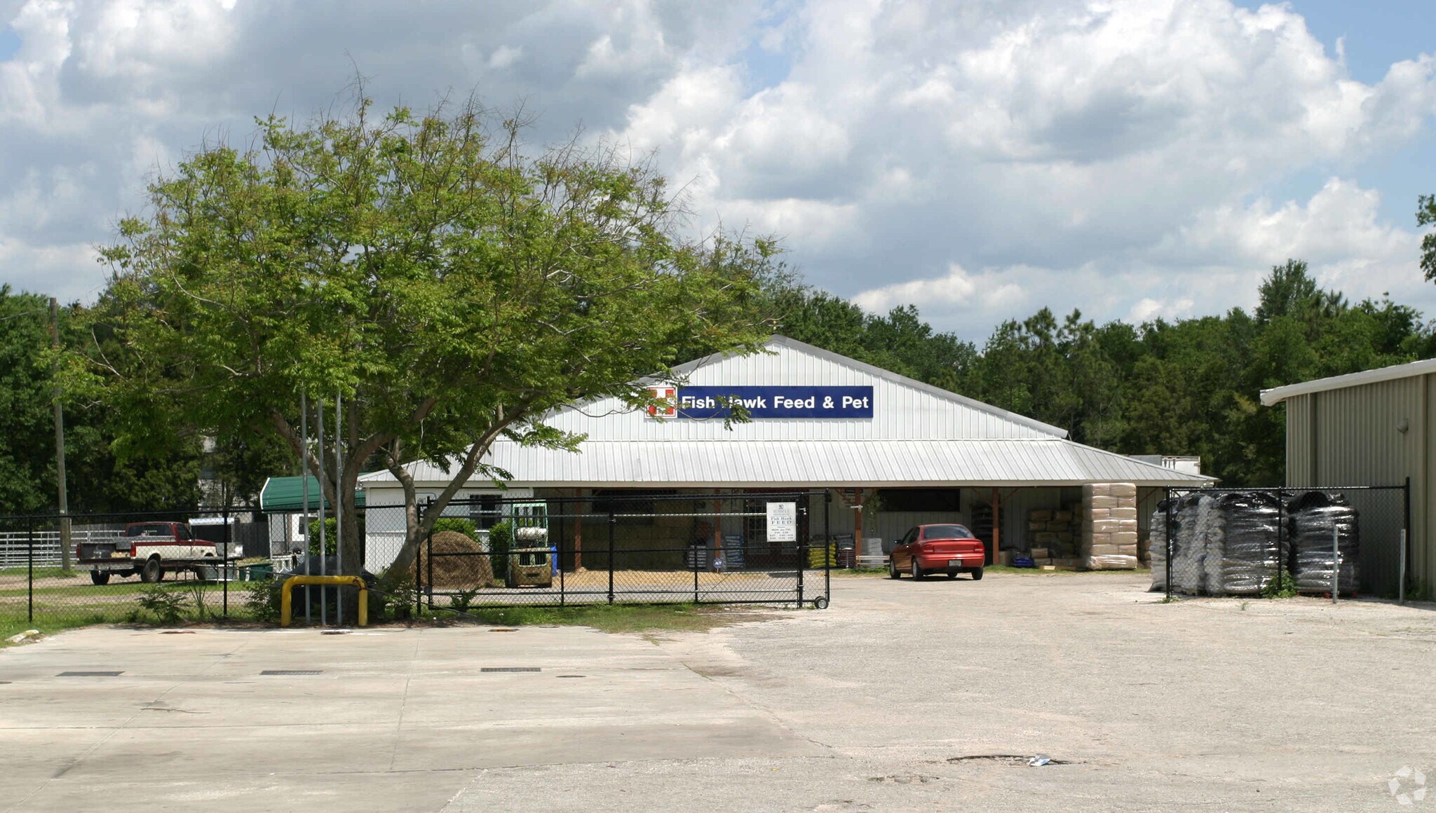 7015 Lithia Pinecrest Rd, Lithia, FL for sale Building Photo- Image 1 of 4