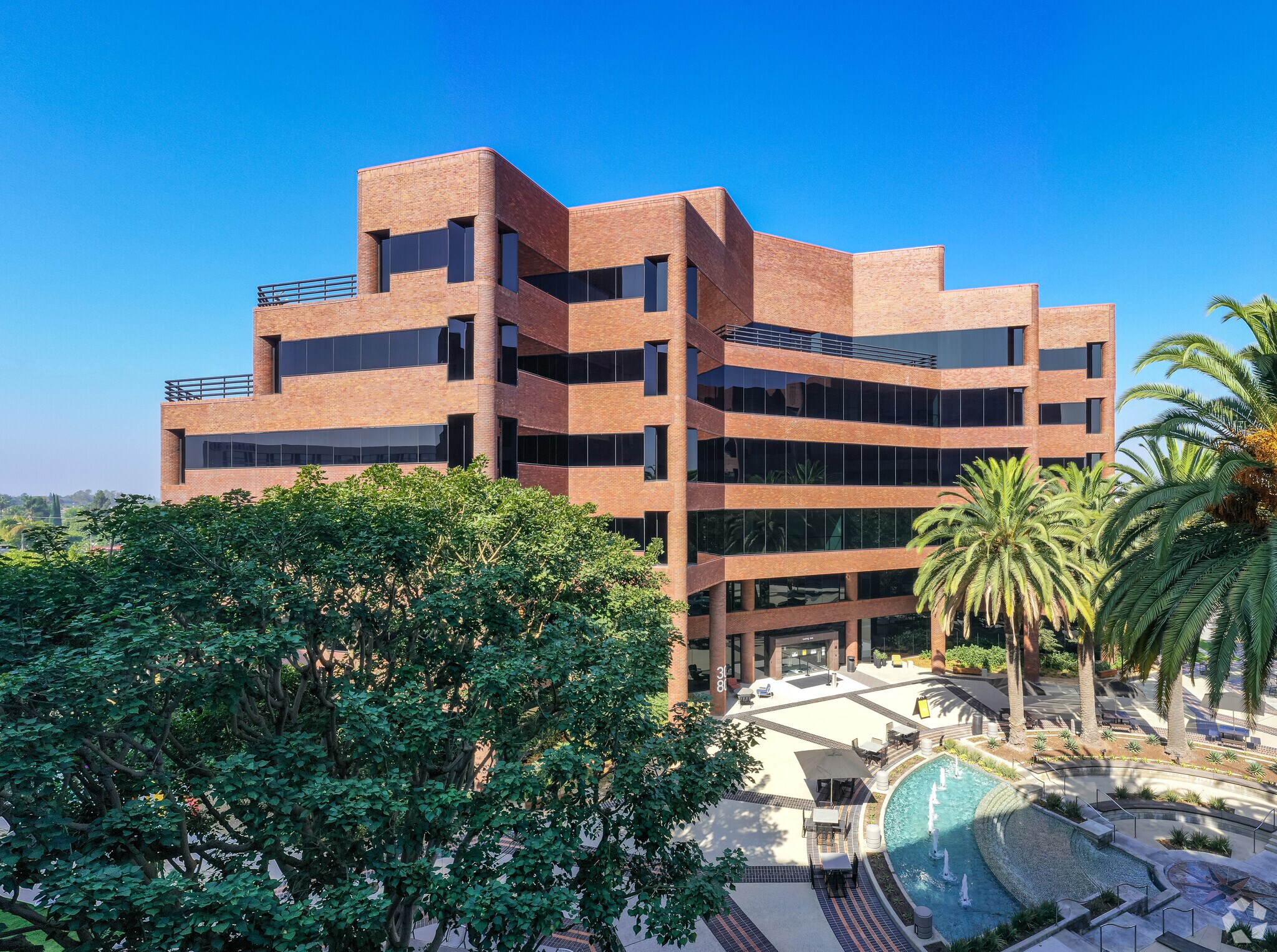 3080 Bristol St, Costa Mesa, CA 92626