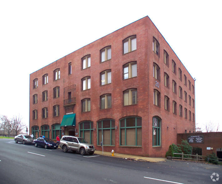 20 Maple St, Springfield, MA for lease - Building Photo - Image 2 of 55