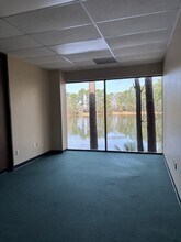 1525 Lakeville Dr, Humble, TX for lease Building Photo- Image 1 of 1