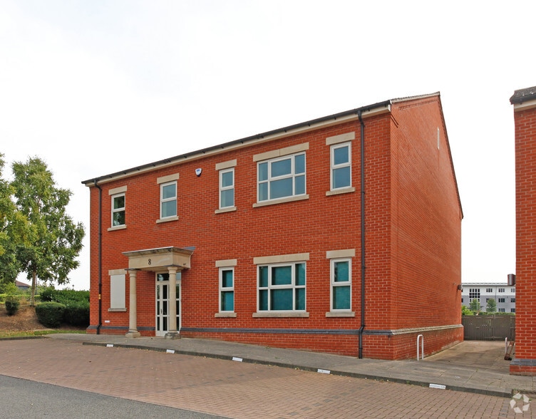 Olympus Ave, Warwick for sale - Primary Photo - Image 1 of 1