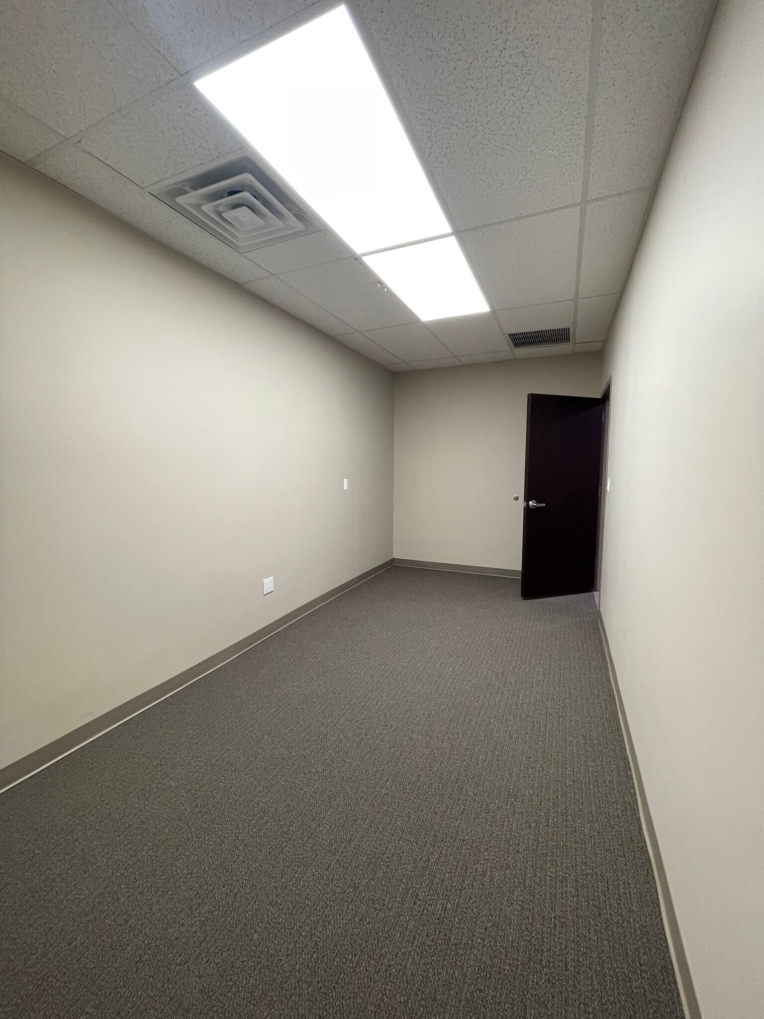 155 E Main St, Smithtown, NY 11787 Office for Lease