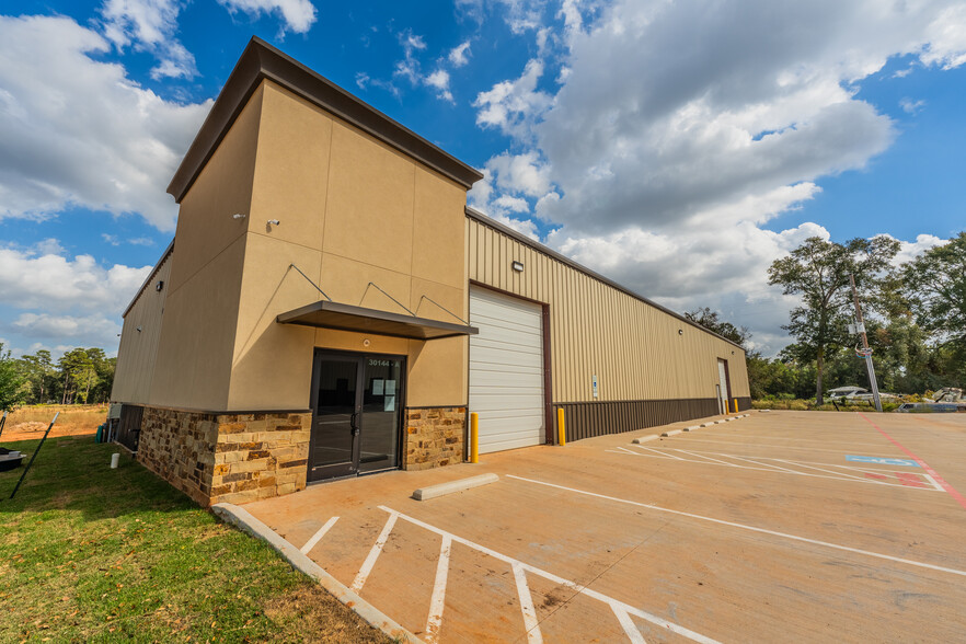 30130 Dobbin Huffsmith Rd, Magnolia, TX for lease - Building Photo - Image 3 of 12