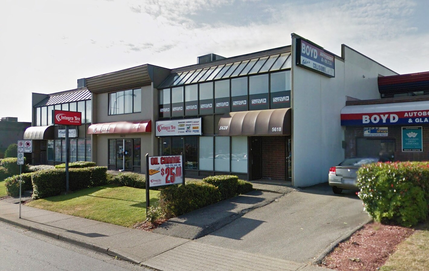 5618 Imperial St, Burnaby, BC V5J 1E9