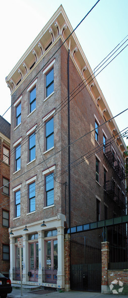 207 Woodward St, Cincinnati, OH for lease - Building Photo - Image 3 of 3