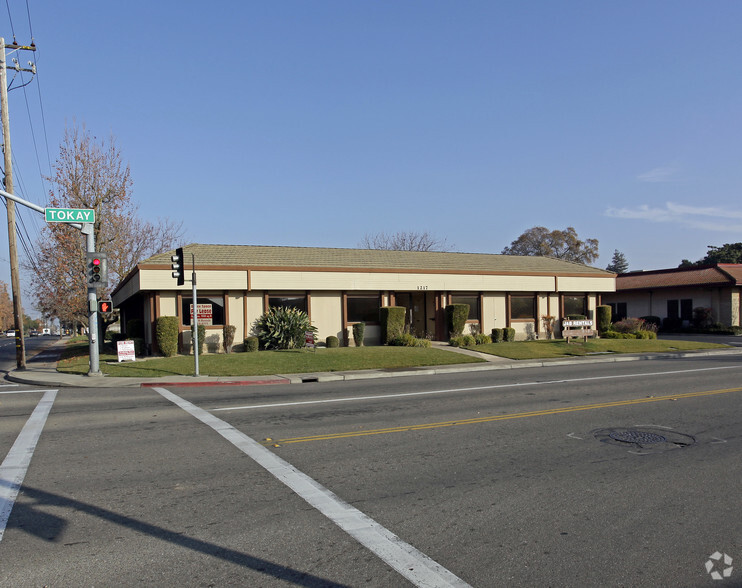 1217 W Tokay St, Lodi, CA for lease - Building Photo - Image 2 of 7