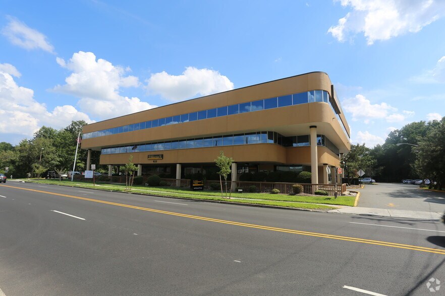 622 Eagle Rock Ave, West Orange, NJ 07052