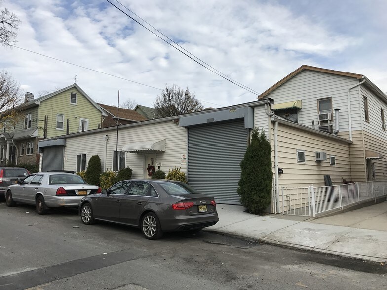 1413 118th St, College Point, NY for sale - Building Photo - Image 1 of 1